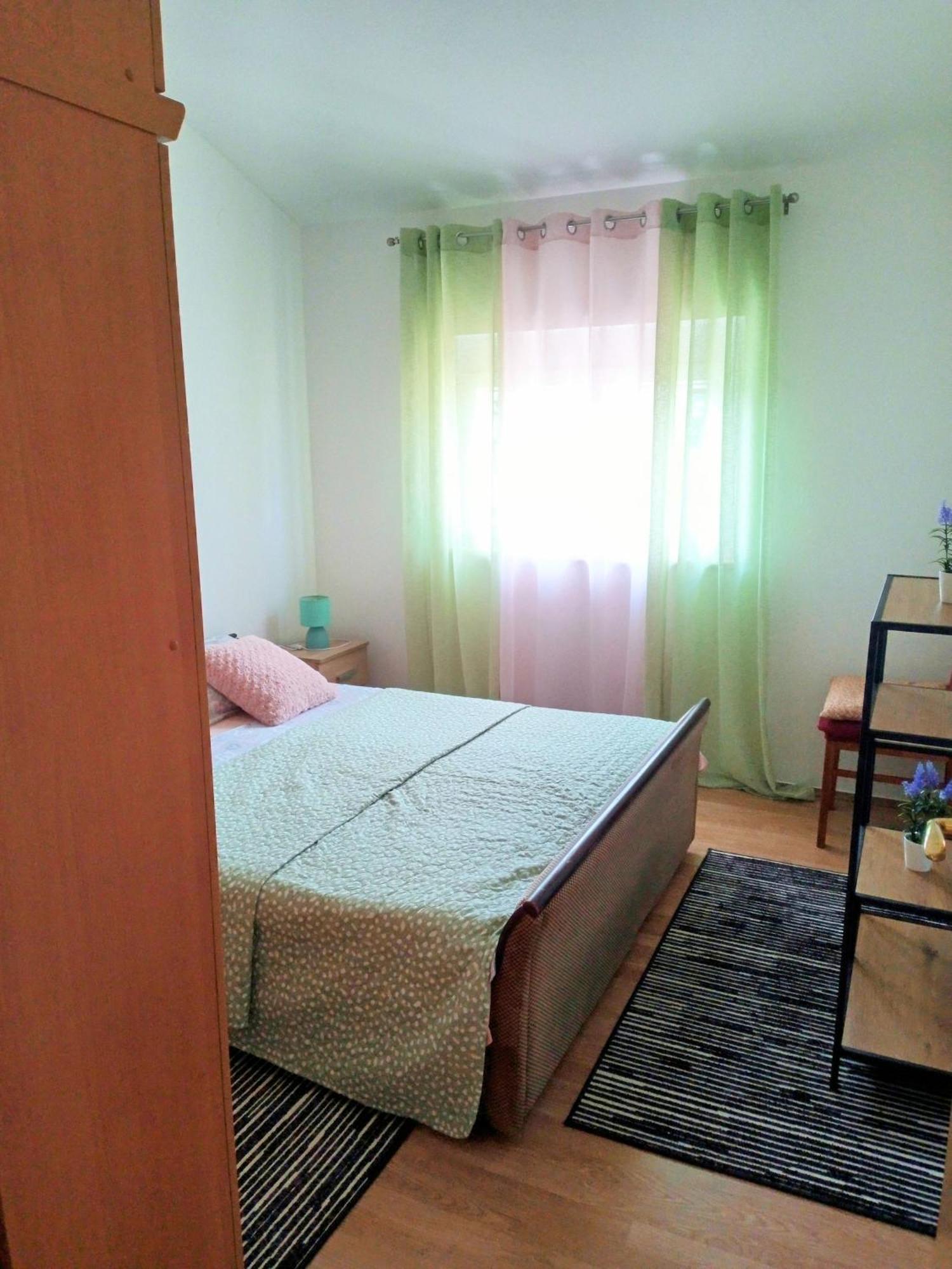 Apartmani Alma Pula Exterior photo